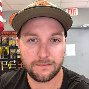 Meet your Posher, Casey